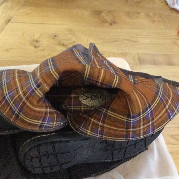 Comfy Dark brown b.o.c.’s! - Picture 7 of 8